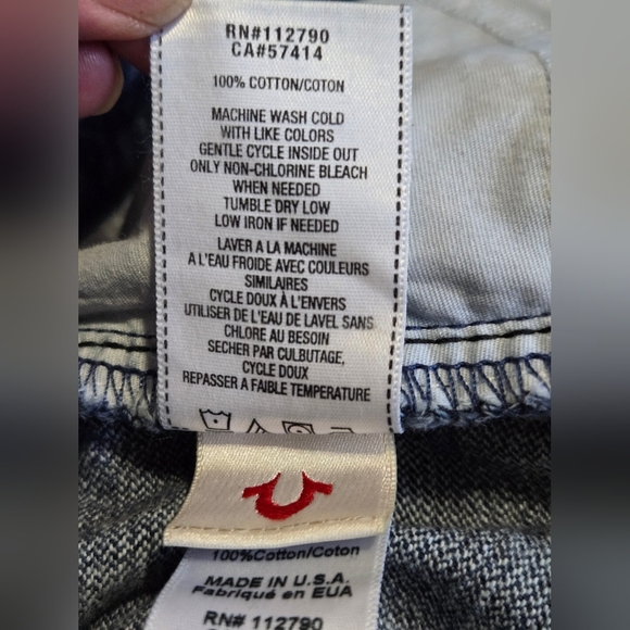 TRUE RELIGION "Cassie" Stars And Stripes Semi Distressed Cotton Denim Shorts. 29 - Picture 9 of 14